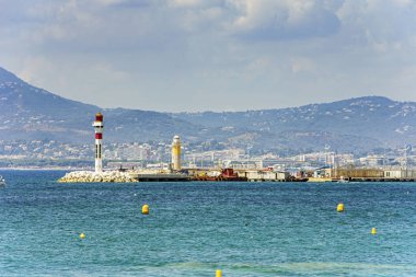 Cannes 'da yatlar ve tekneler ile Sea Bay Marina