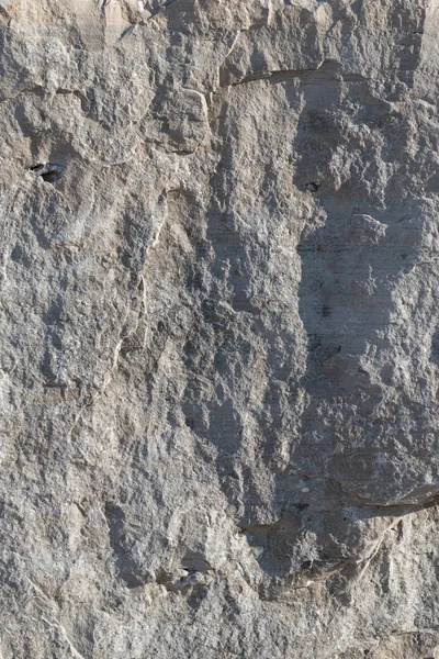 Closeup Kalksteen Rots Gezicht Weergegeven Verweerde Lagen Voor Een Greologival — Stockfoto