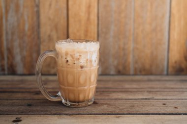 Buzlu süt Tay çayı