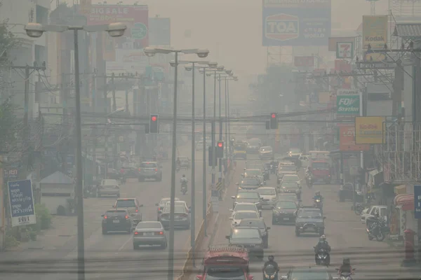 Contaminación atmosférica en Chiang Mai, Tailandia — Foto de Stock