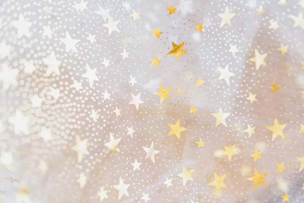 Brilho Dourado Estrelas Brilhantes Sobre Fundo Festivo Branco Férias Inverno — Fotografia de Stock