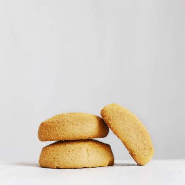 Taze pişmiş tatlı kurabiye görünümü Kapat