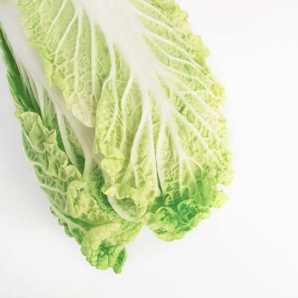 Çin lahanası görünümü Kapat üzerinde izole beyaz arka plan bırakır