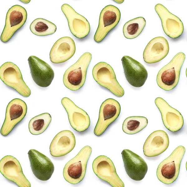 Ganze Und Halbierte Avocados Isoliert Auf Weißem Hintergrund — Stockfoto