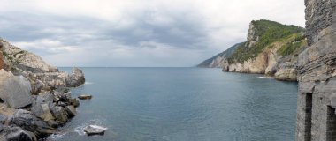 Porto Venere - Liguria - İtalya Byron Körfezi'nin panoramik görünüm