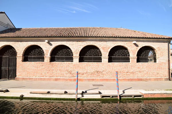 O velho mercado do peixe - Comacchio - Itália — Fotografia de Stock