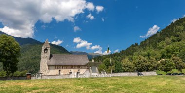 Eski kilise, San Vigilio, ürkütücü dans, 1515 Pinzolo, Trento, İtalya, Avrupa içinde fresk için ünlü