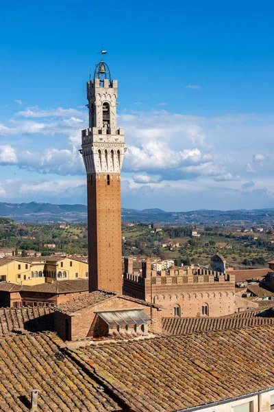 Torre Del Mangia Torre Mangia Céu Azul Com Nuvens Siena — Fotografia de Stock
