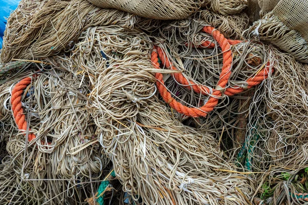 Primer Plano Redes Pesca Con Cuerdas Flotadores Puerto —  Fotos de Stock