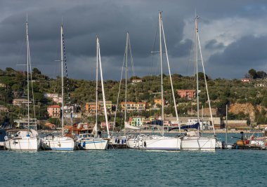 Teknelerden La Spezia Körfez (Golfo dei Poeti), Porto Venere (Portovenere) Liguria, İtalya, Avrupa içinde