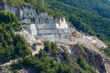 Apuan Alps (Alpi Apuane) için Beyaz Carrara mermer ocağı. Toskana, (Toscana), İtalya, Europe