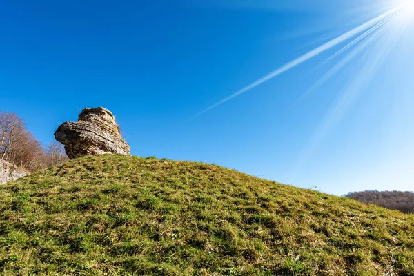 Monólito Calcário Formação Invulgar Erosão Cárstica Parque Natural Regional Lessínia — Fotografia de Stock