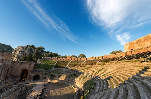 Antiguo Teatro Romano Griego Atardecer Ciudad Taormina Messina Isla Sicilia — Foto de Stock