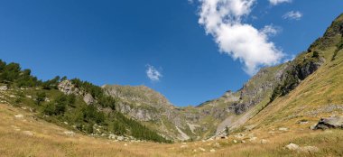 Dağ doruklarına Adamello Brenta Milli Parkı. Trentino Alto Adige, İtalya, Europe