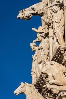 Siena Katedrali, Santa Maria Assunta 1220-1370 cephe detay. Toskana, İtalya, Europ