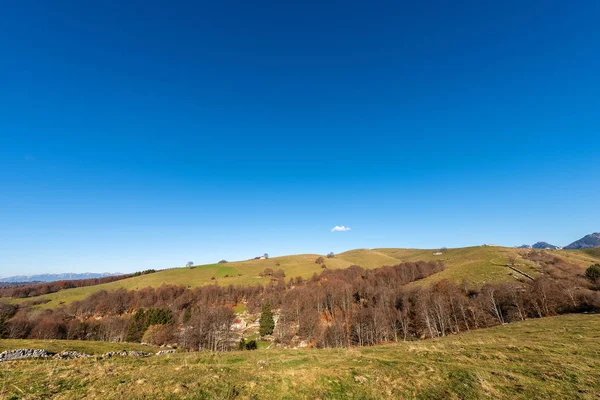 Platå av Lessinia vintertid - Veneto Italien — Stockfoto