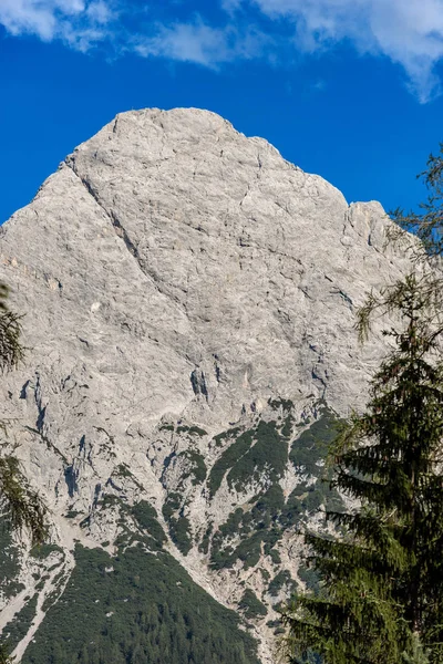 Ehrwalder Sonnenspitze - Mieming tartomány - Alpok Tirol Ausztria — Stock Fotó