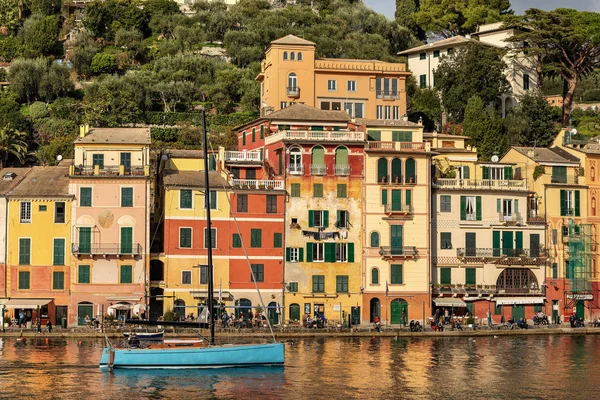 Berühmtes portofino dorf - genova liguria italien — Stockfoto