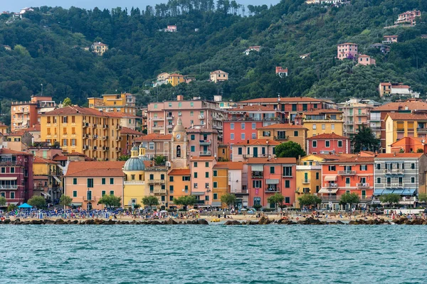 Praia de San Terenzo perto de Lerici Liguria Itália — Fotografia de Stock