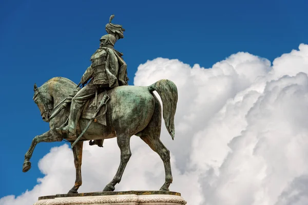 Pomnik Wiktora Emanuela II na koniu-Vittoriano Rome — Zdjęcie stockowe