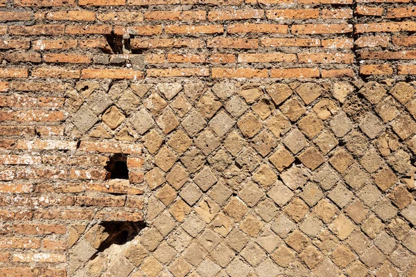Oude Romeinse bakstenen muur in Ostia Antica Rome Italië — Stockfoto