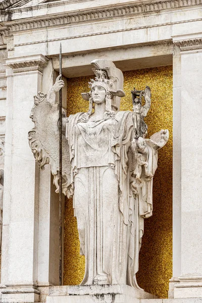 Socha římské bohyně-Altare della Patria nebo Vittoriano — Stock fotografie