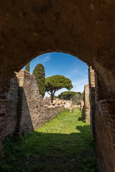 Ostia Antica Roma Itália - Edifícios romanos antigos — Fotografia de Stock