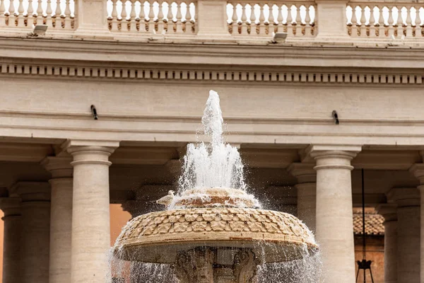 Fonte de Bernini na Praça de São Pedro Cidade do Vaticano — Fotografia de Stock