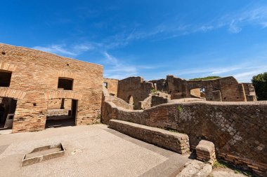 Ostia Antica Roma İtalya - Roma binalarının eski kalıntıları 