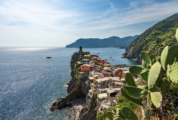 Antiguo pueblo de Vernazza - Cinque Terre - Liguria Italia — Foto de Stock