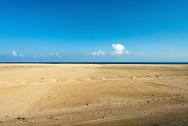 Kızıldeniz kıyıları boyunca Sahra çölü - Mısır Afrika