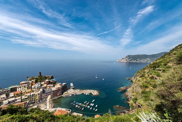 Famoso pueblo de Vernazza - Cinque Terre Liguria Italia —  Fotos de Stock