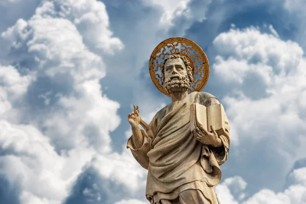 Statue des hl. Evangelisten - Basilika von San Marco Venedig — Stockfoto