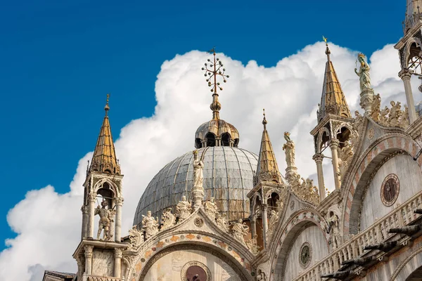 San Marco Bazilikası ve Katedrali - Venedik İtalya — Stok fotoğraf