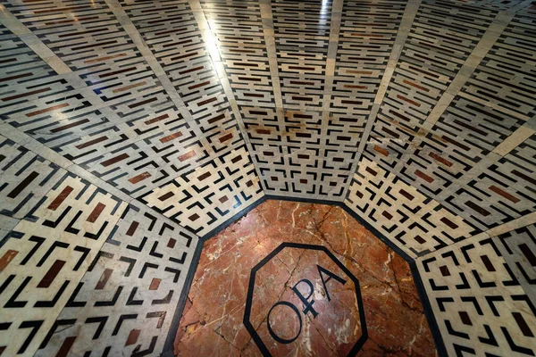 Florence Cathedral Santa Maria Del Fiore Close Marble Floor Tuscany — Stock Photo, Image