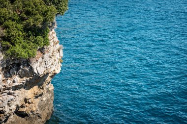 La Spezia, Liguria, İtalya, Avrupa Körfezi 'nde Akdeniz' e yakın bir uçurum.