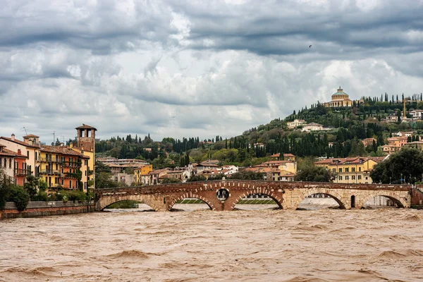 Verona Ponte Pietra Ponte Pedra Século Rio Adige Inundação Depois — Fotografia de Stock