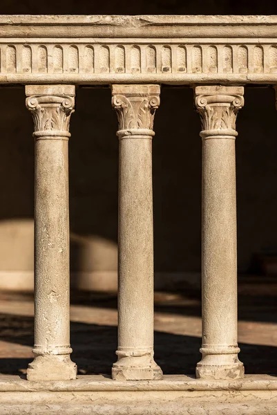 Nahaufnahme Einer Antiken Marmorbrüstung Der Innenstadt Von Verona Piazza Dei — Stockfoto