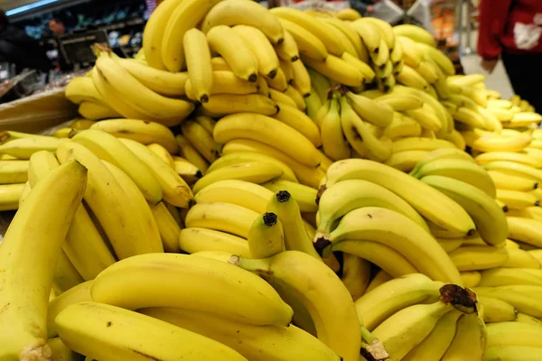 Bando de bananas maduras fundo — Fotografia de Stock