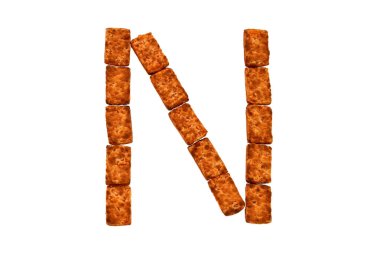 Alfabe, beyaz izole arka plandaki çerezlerden oluşur. N harfi