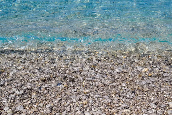 Fundo quadrado imagem de mar azul-turquesa calma na praia da telha — Fotografia de Stock