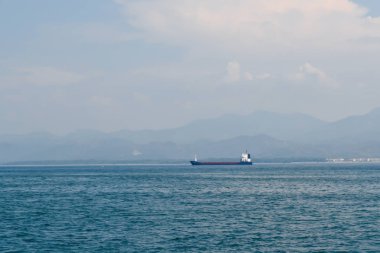 Akdeniz'de Büyük yük gemisi Türk kıyıları açıklarında