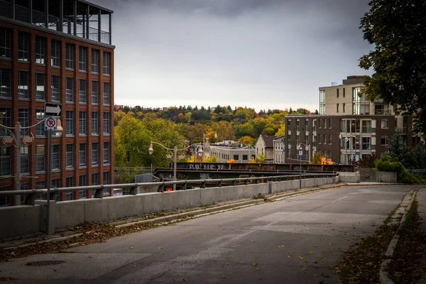 City Road Guelph Höstdags Downtown Moderna Byggnader — Stockfoto