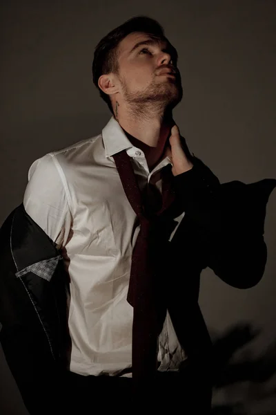 Tired Young Businessman Stands White Shirt Taking Jacket Untied His — Stock Photo, Image