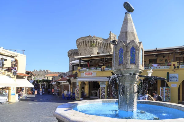 Rhodes Town Rhodes Greece July 2018 Hippocrates Square Shops Old — Stock Photo, Image