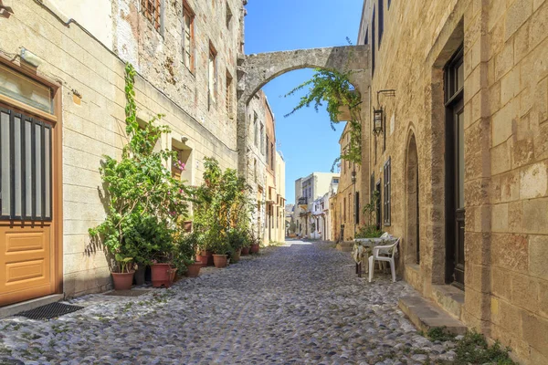 Historical Streets Old Town Rhodes Flowers Rhodes Dodecanese Greece — Stock Photo, Image