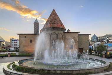 Selçuklular ünlü ortaçağ okuldan Yakutiye medresesi, Erzurum, Türkiye