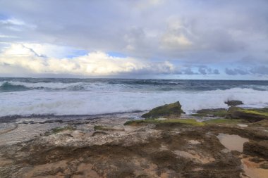 Dusk önce Condado Beach'te San Juan, Puerto Rico