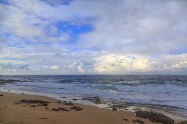 Dusk önce Condado Beach'te San Juan, Puerto Rico