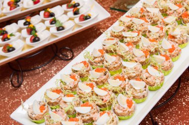 Parmak yemeği. Balık, karaca, yumurta